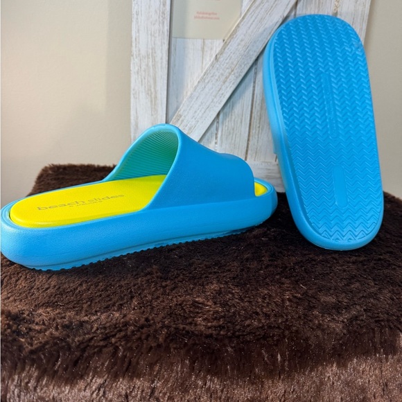 J SLIDES, SQUISH Turquoise/Yellow EVA Size 8 and 10 New in box - Picture 6 of 9